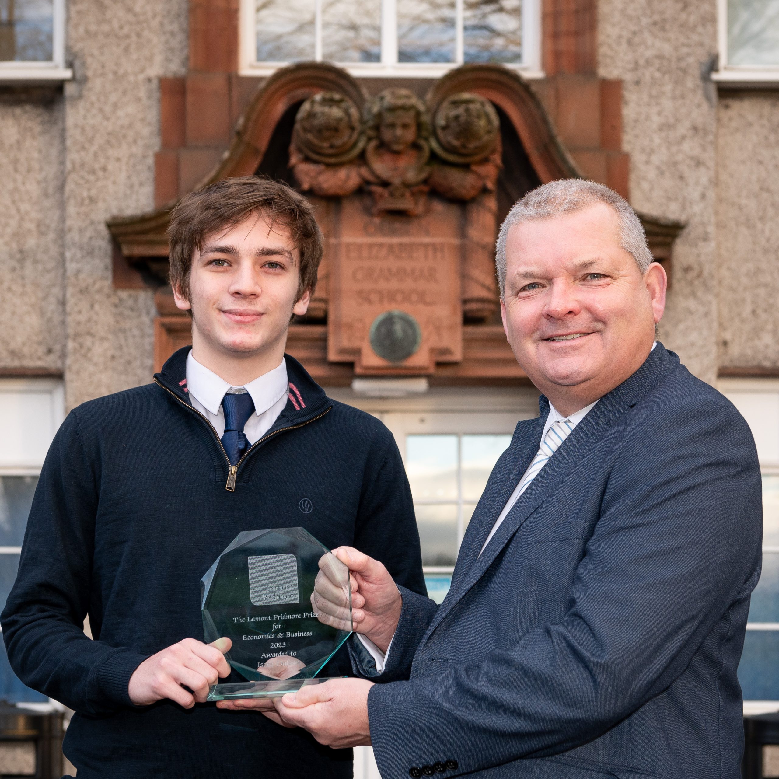 Lamont Pridmore recognises economics talent with school award sponsorship
